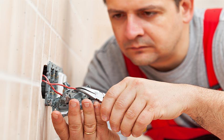travail électricien Ozoir-la-Ferrière