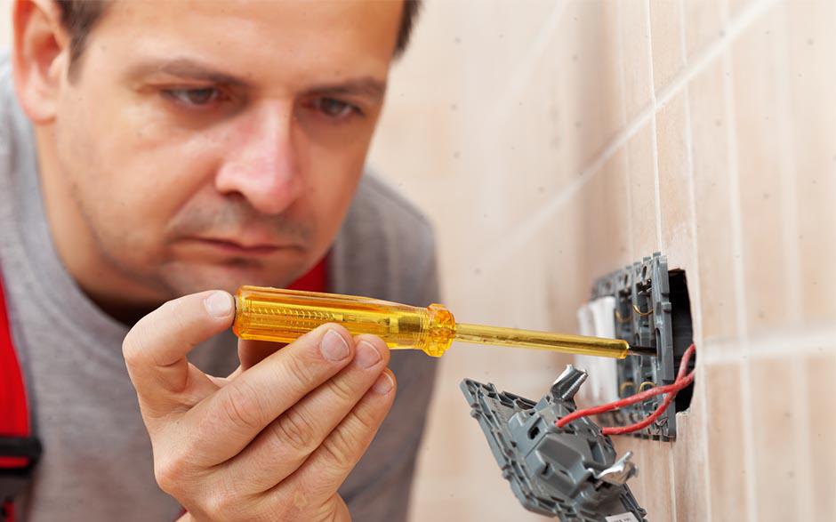 travail électricien Ozoir-la-Ferrière